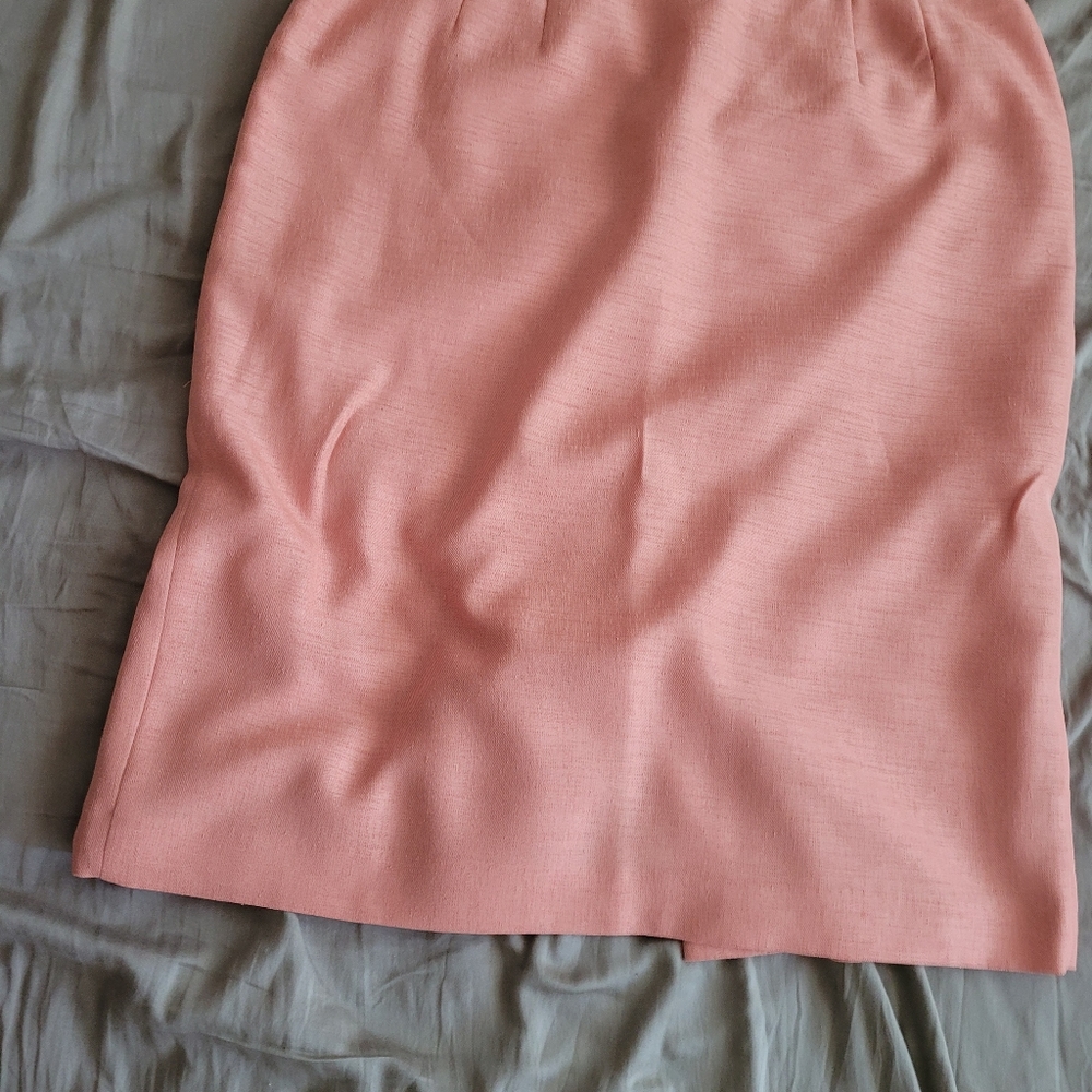 LE SUIT STRAIGHT SKIRT